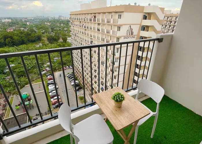 Near Airport With Balcony Condo Lapu-Lapu City
