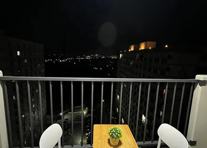 Near Airport With Balcony Condo Lapu-Lapu City