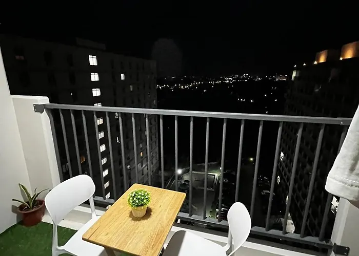 Near Airport With Balcony Condo Apartment Lapu-Lapu City